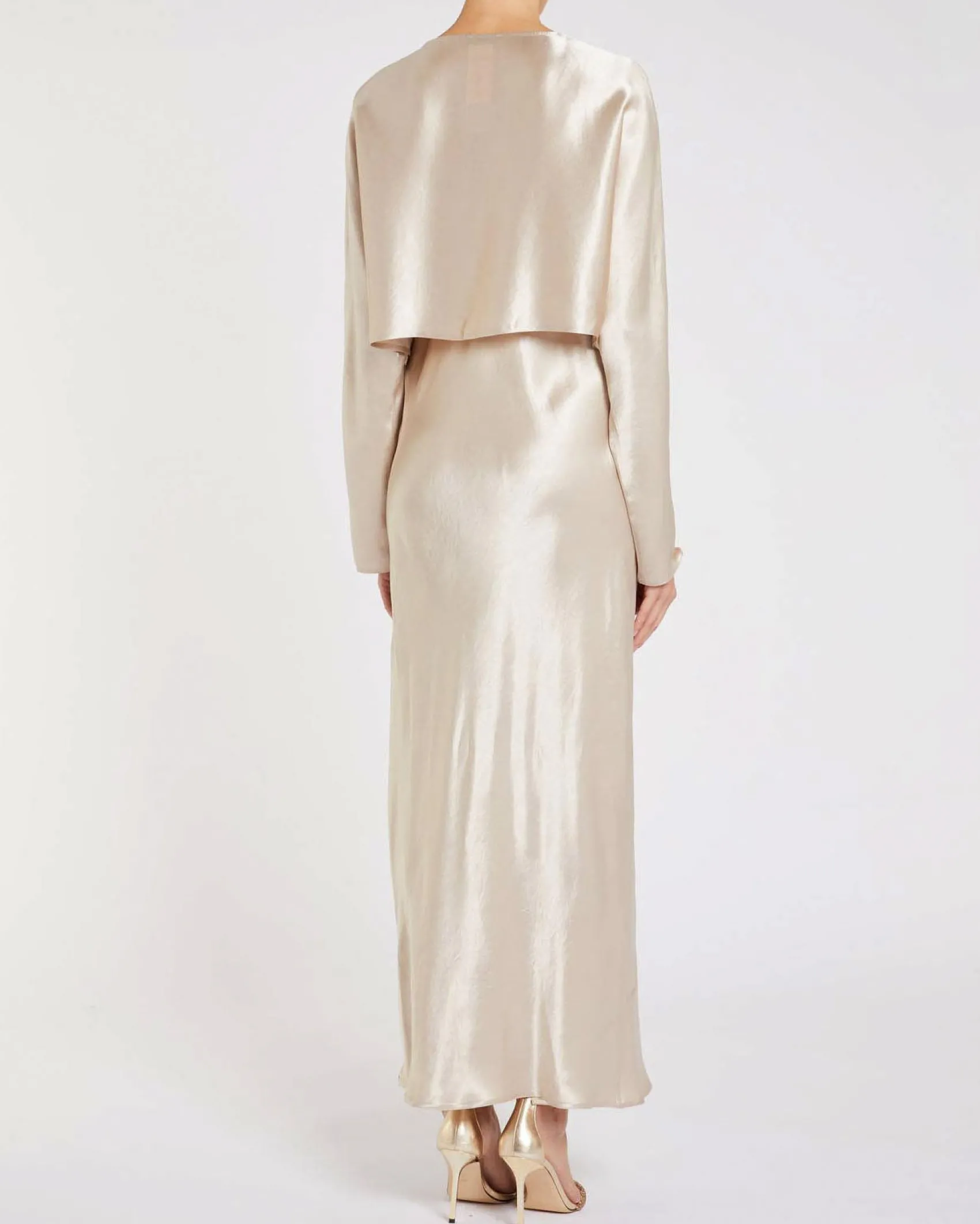 Slip dress color sabbia Marella in tessuto effetto raso con spalline sottili e casacca a maniche lunghe
