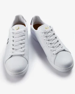 Sneakers bianche in pelle con tallone e logo blu