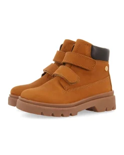 Stivaletto Gablitz Gioseppo color caramello in pelle scamosciata con velcro