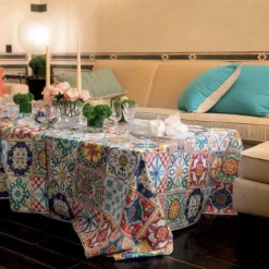 Tovaglia rettangolare Camastra in cotone a fantasia piastrelle siciliane multicolor 170x270