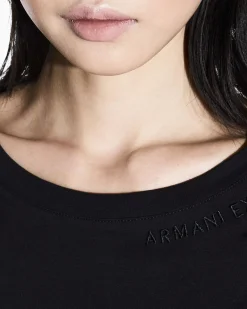 T-shirt Armani Exchange nera in cotone con logo in rilievo sullo scollo