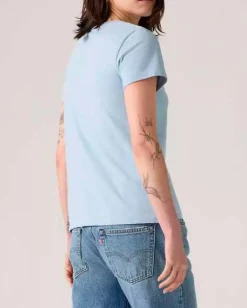 T-shirt azzurra Levi's® in cotone con micro logo Batwing ricamato sul petto