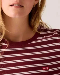 T-shirt bordeaux a righe bianche Levi's® in cotone con micro logo Batwing ricamato sul petto