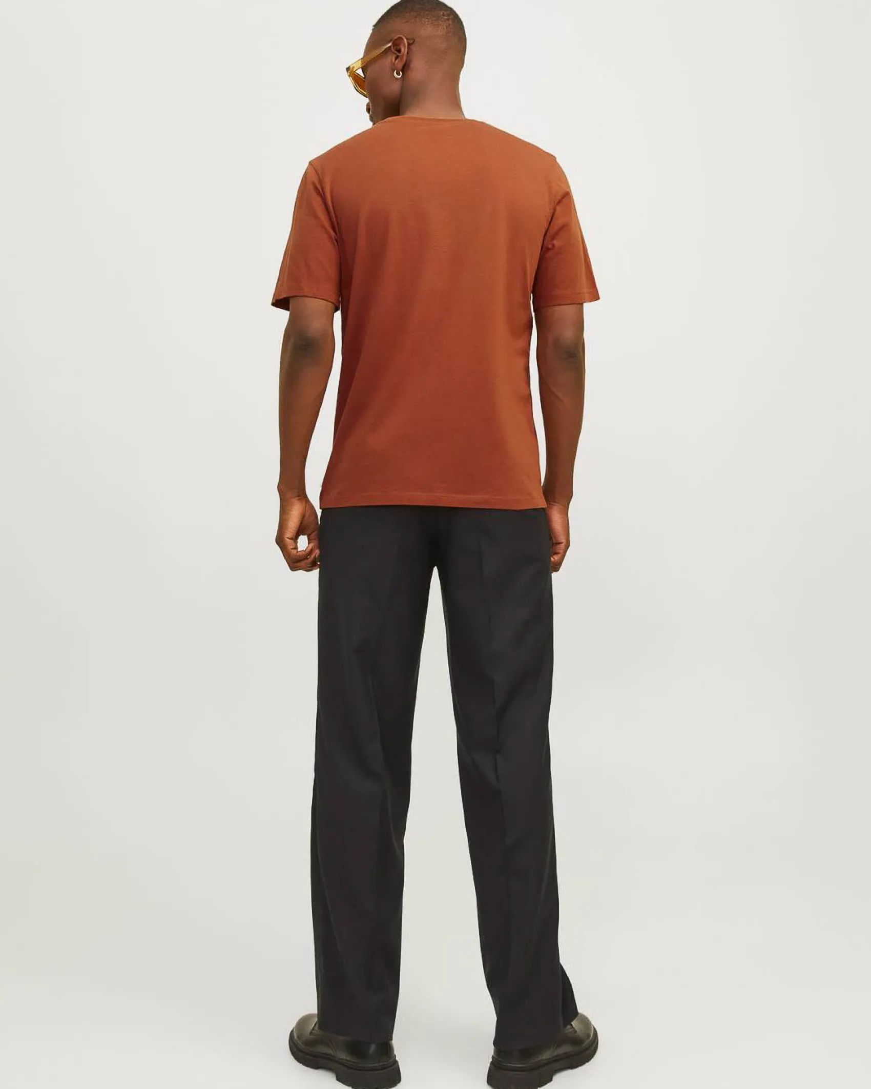 T-shirt coccio regular-fit tinta unita con scollo a giro e mezze maniche