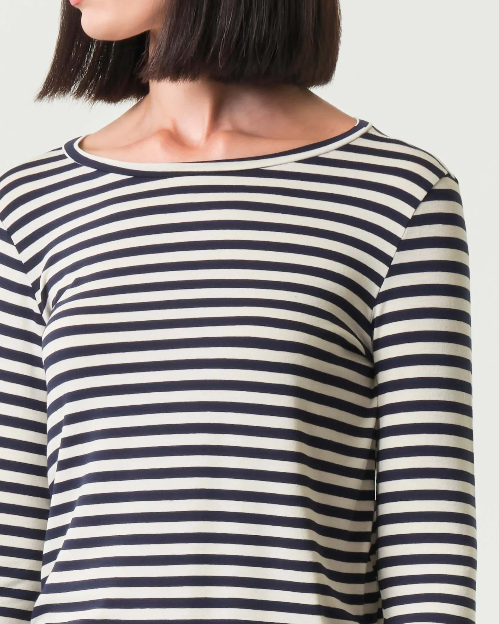 T-shirt color panna a righe nere Emme Marella a maniche lunghe in viscosa stretch