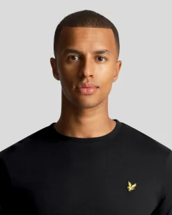 T-shirt manica lunga Lyle & Scott nera in cotone con logo aquila gialla ricamata sul petto
