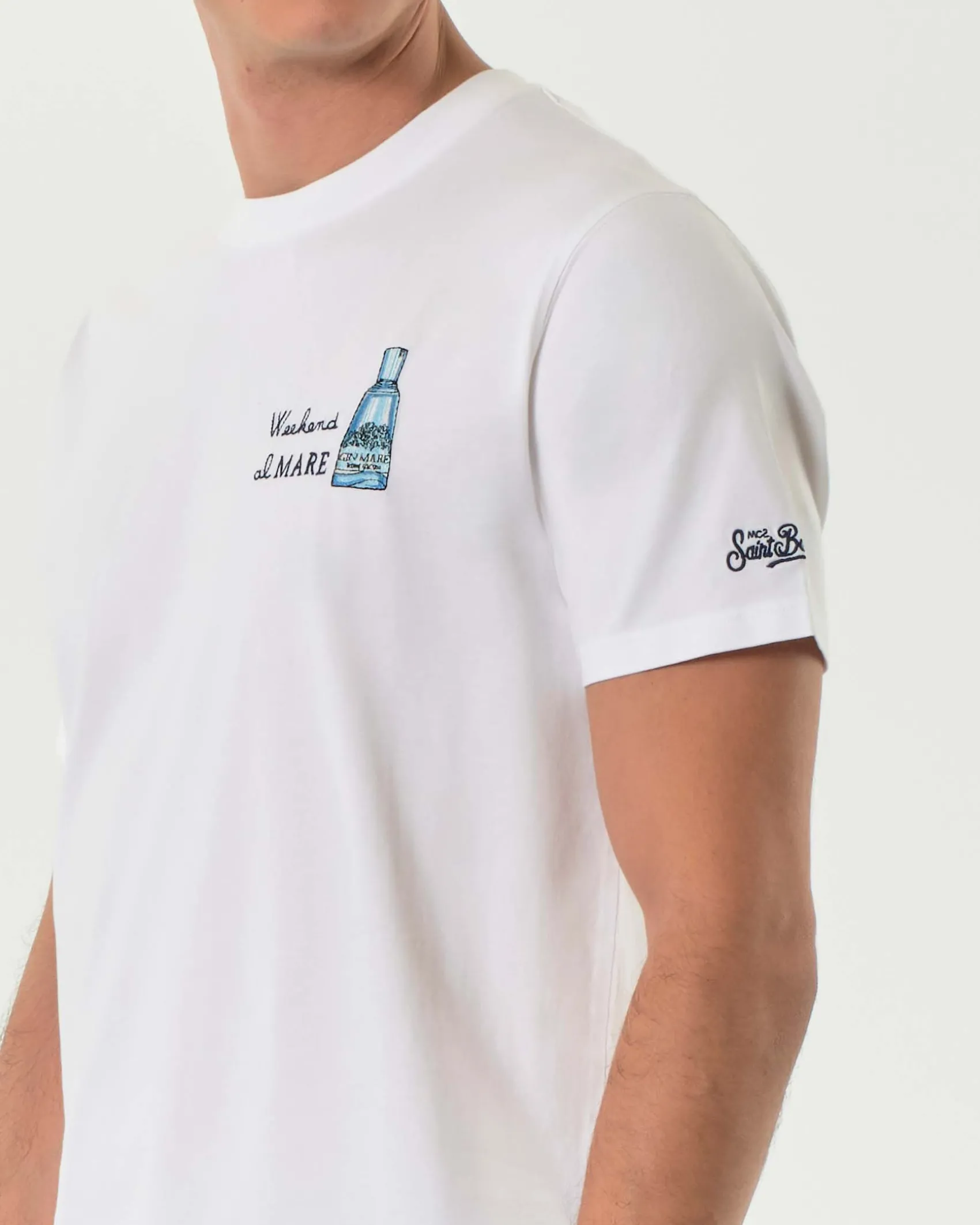 T-shirt MC2 Saint Barth bianca con ricamo Gin e scritta Weekend al Mare sul petto
