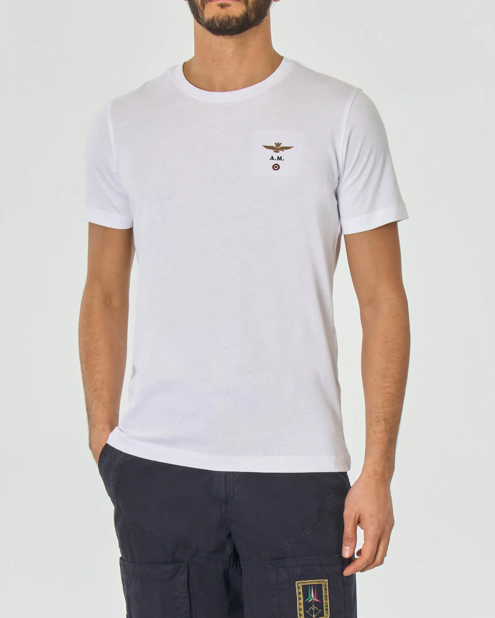 T-shirt mezza manica Aeronautica Militare bianca con logo piccolo ricamato