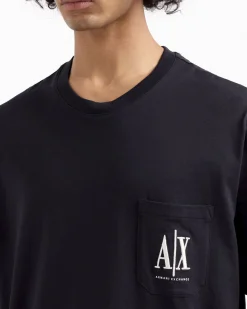 T-shirt mezza manica Armani Exchange blu con taschino e logo AX al petto