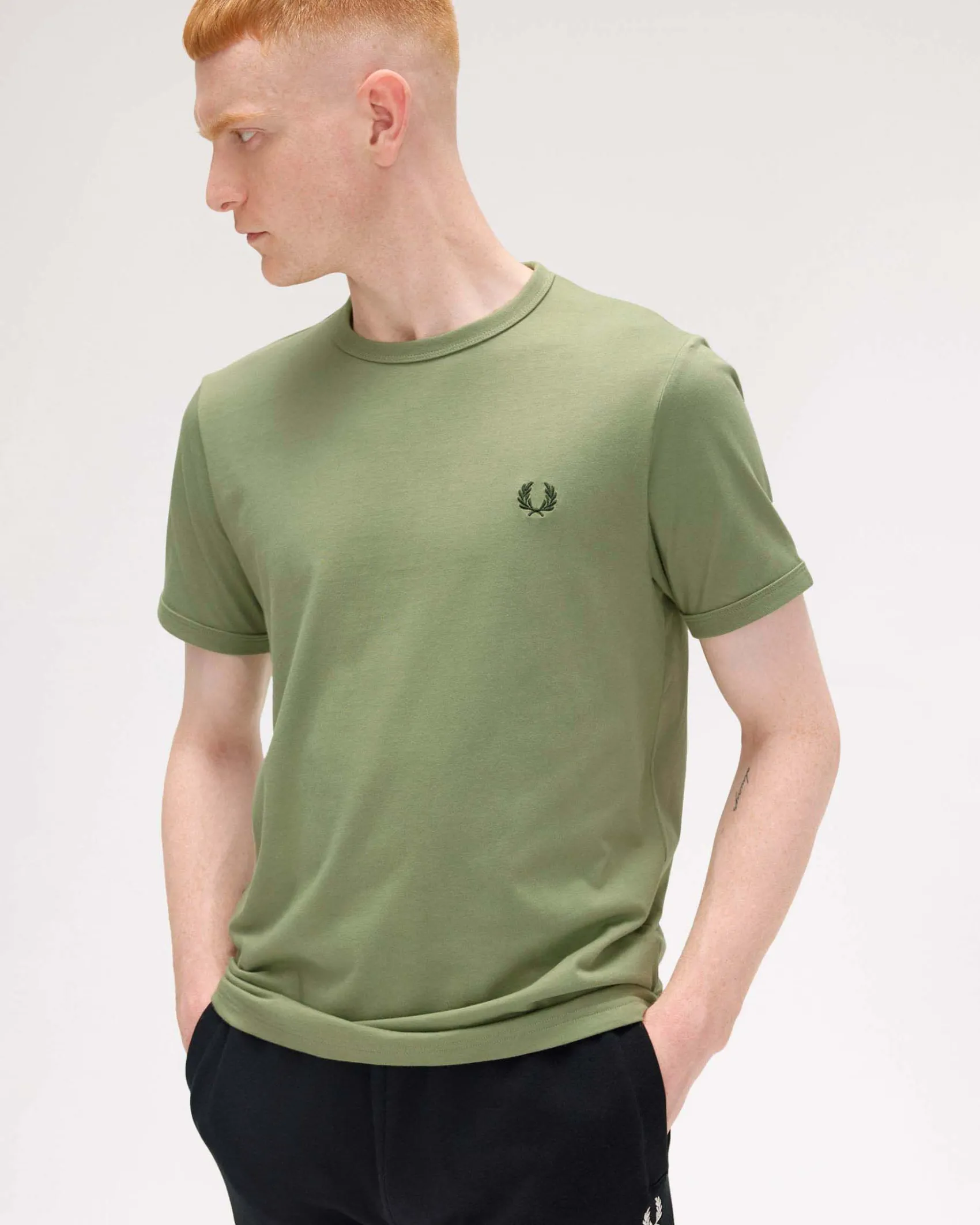 T-shirt mezza manica Fred Perry verde salvia tinta unita
