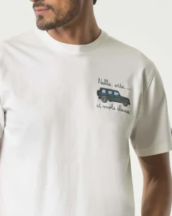 T-shirt mezza manica MC2 Saint Barth bianca in puro cotone con ricamo 'Nella Vita Ci Vuole Classe' e stampa fuoristrada sul petto