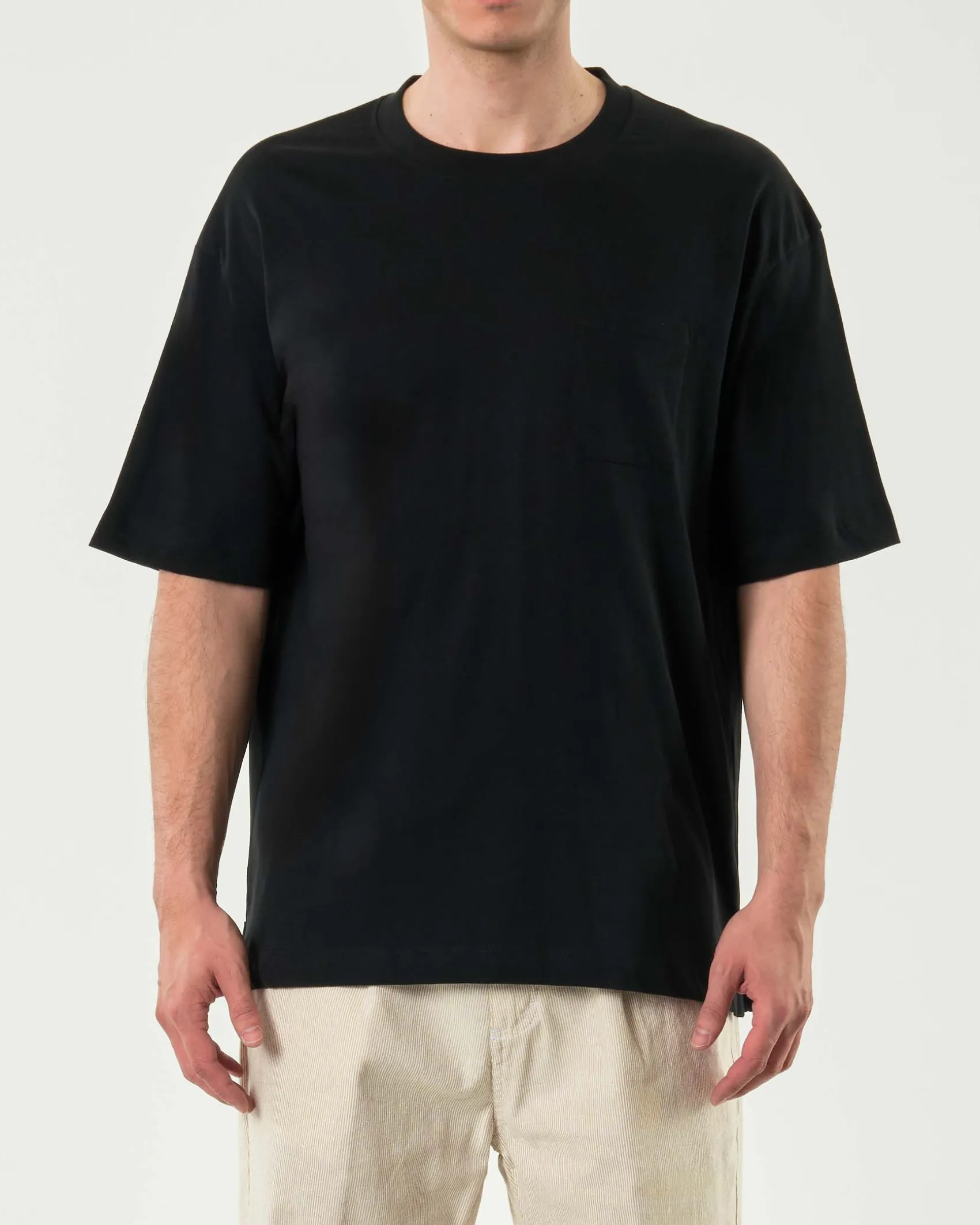 T-shirt oversize Paul Baker nera in puro cotone con taschino