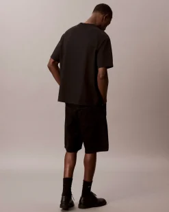 T-shirt relaxed-fit Calvin Klein Jeans nera in cotone con logo stampato sul petto