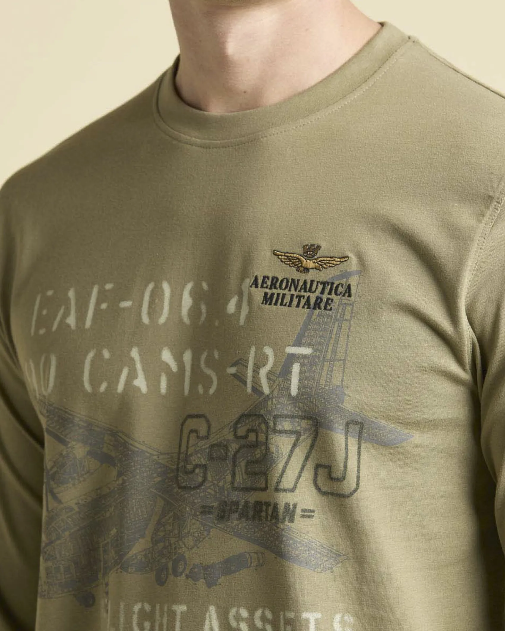 T-shirt verde salvia manica lunga Aeronautica Militare con stampa aereo