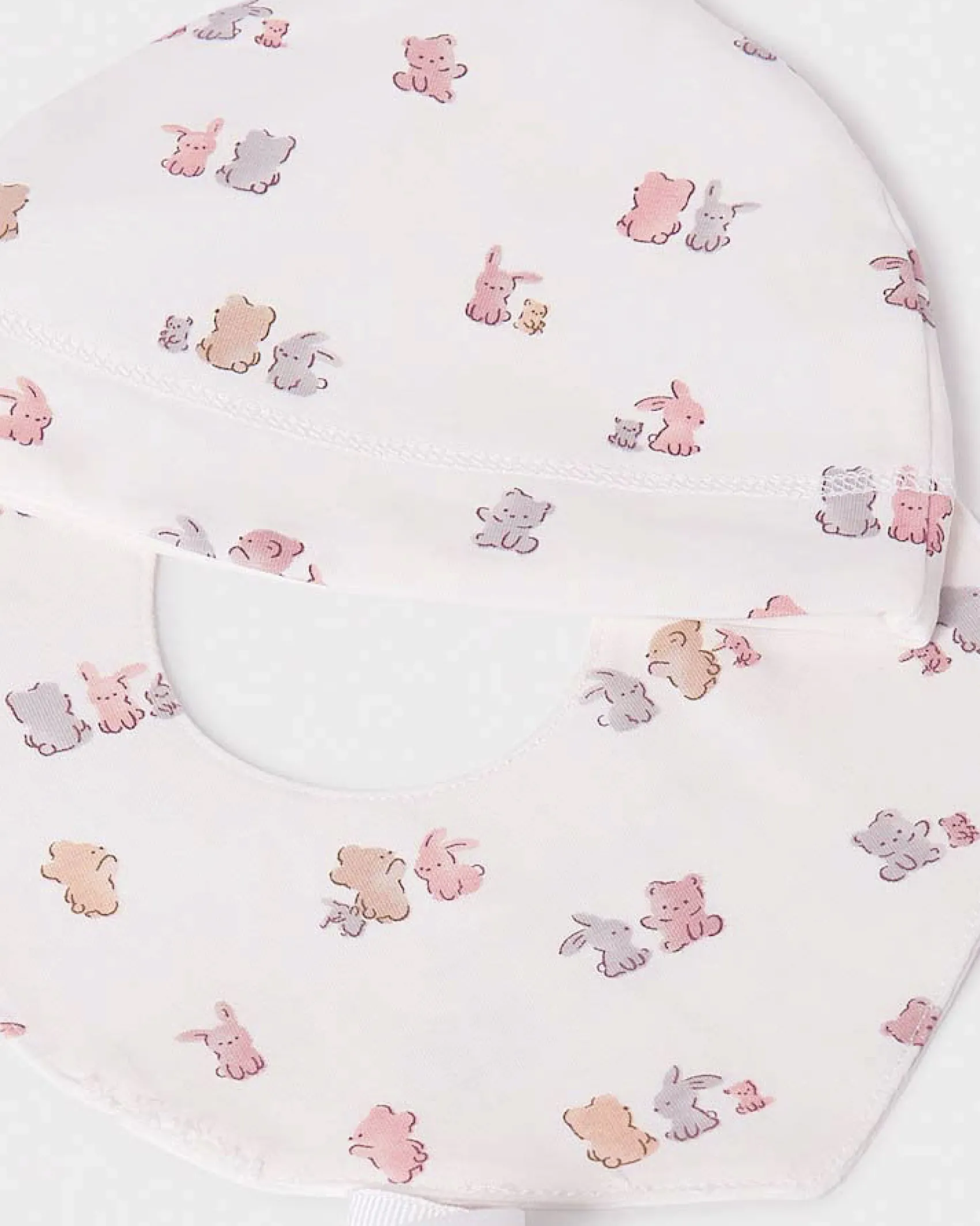 Tutina avorio e beige con set 3 pezzi bavaglino calzini e cappellino coordinati