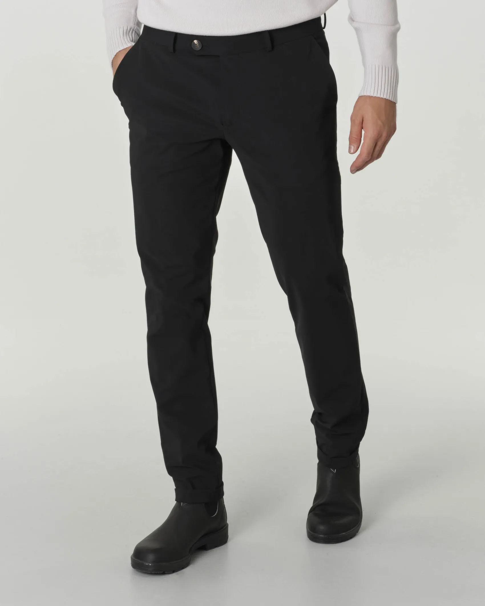 Winter Chino R.R.D. nero in tessuto tecnico stretch