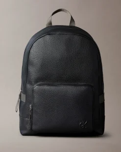 Zaino Calvin Klein Jeans nero in similpelle martellata
