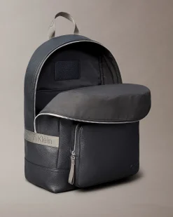Zaino Calvin Klein Jeans nero in similpelle martellata