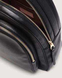 Zaino nero Coccinelle Malory Medium in pelle con tasca frontale